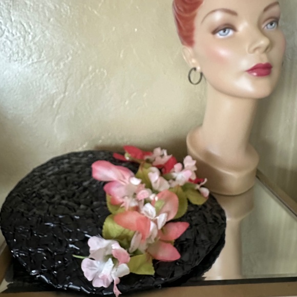 UNUSUAL 1950s\' BLACK STRAW \